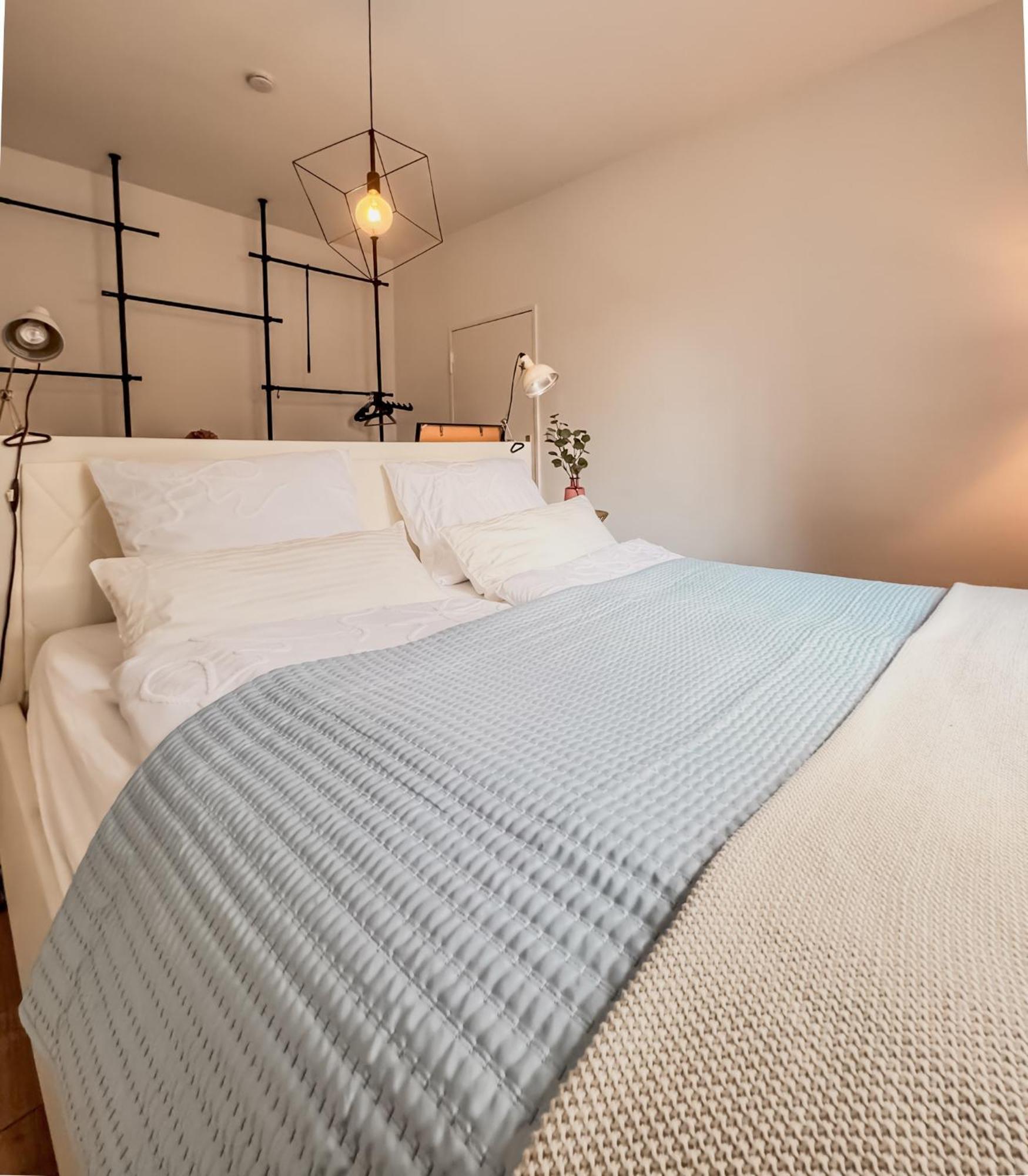 01 Bedroom In Mitte-Up To 5 People-Private Free Parking Berlin Eksteriør bilde